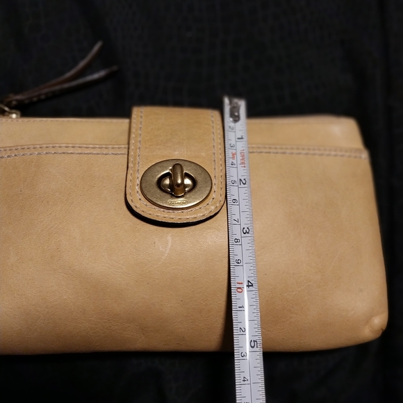 Authentic Coach Wristlet - Picture 6 of 16